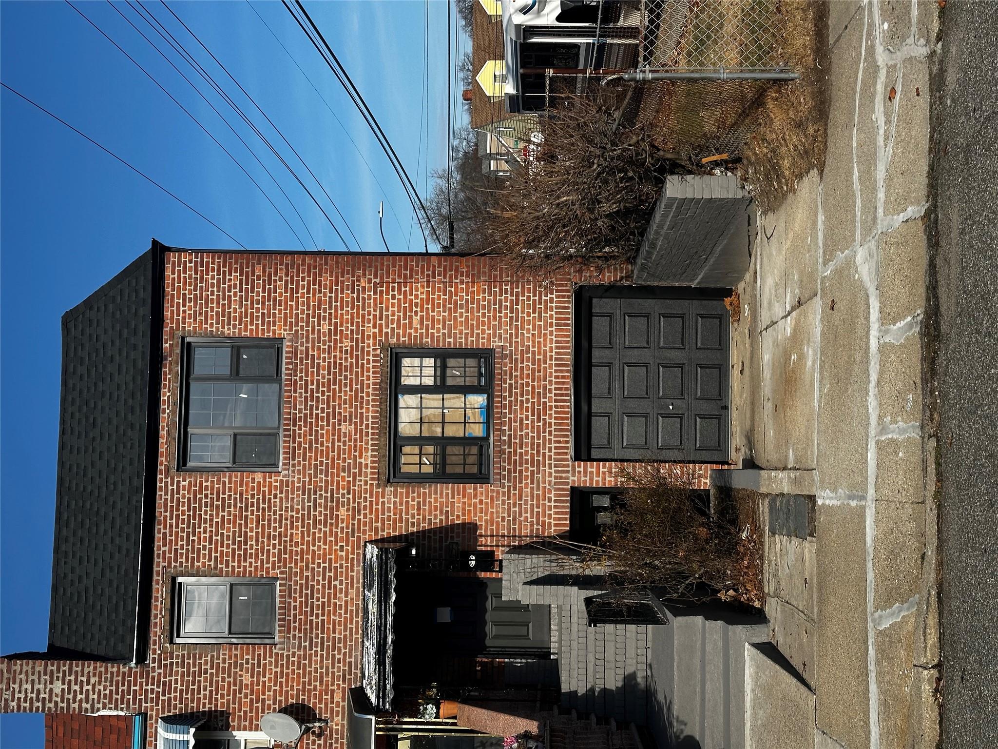 Property for Sale at Murdock Avenue, Queens Village, Queens, NY - Bedrooms: 3 
Bathrooms: 3  - $829,000