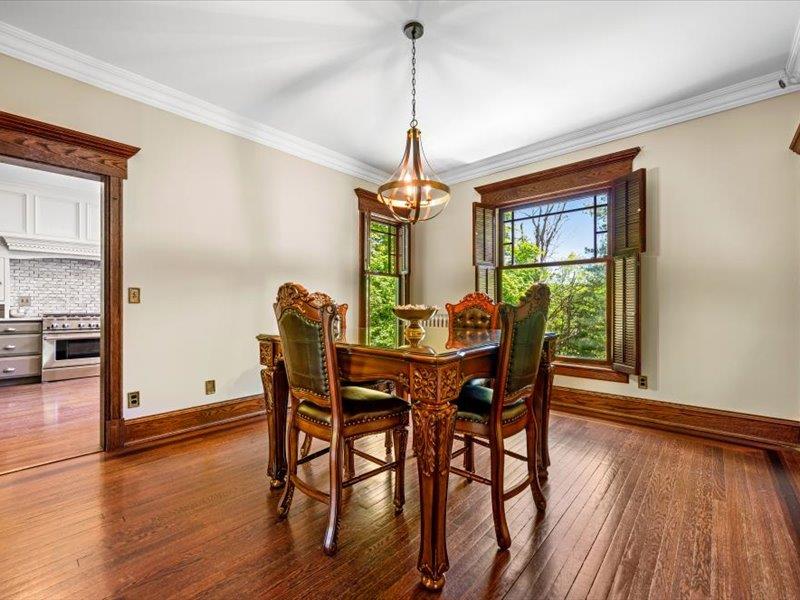 2 Pine Hill Road