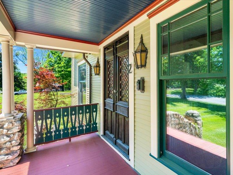 2 Pine Hill Road