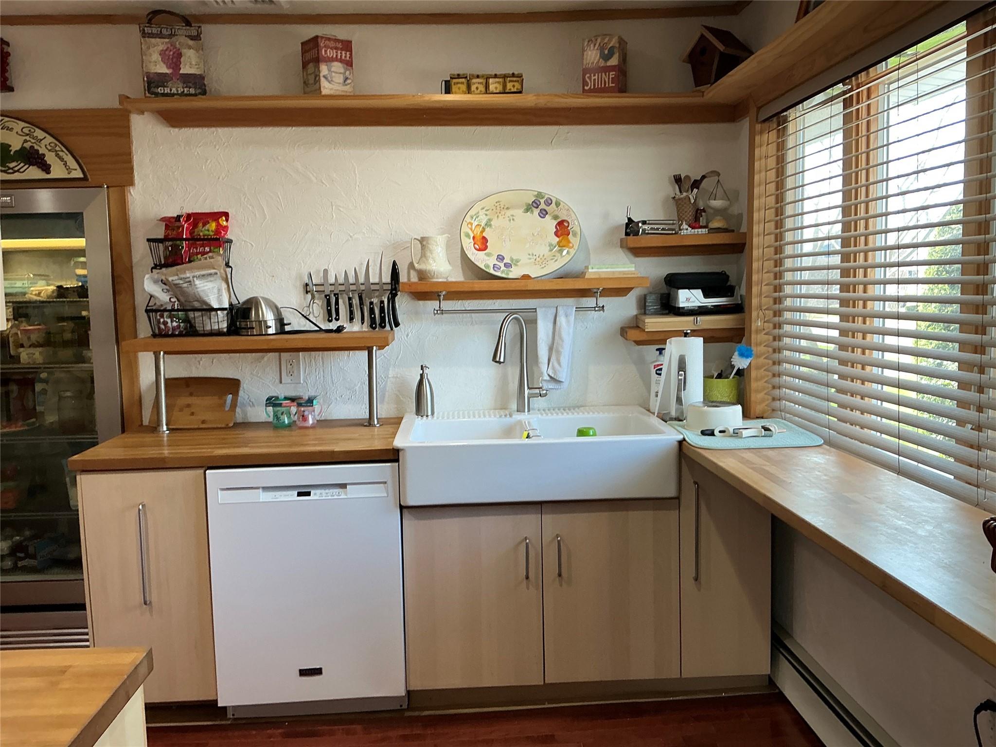 110 Peach Street, Brentwood, New York image 12