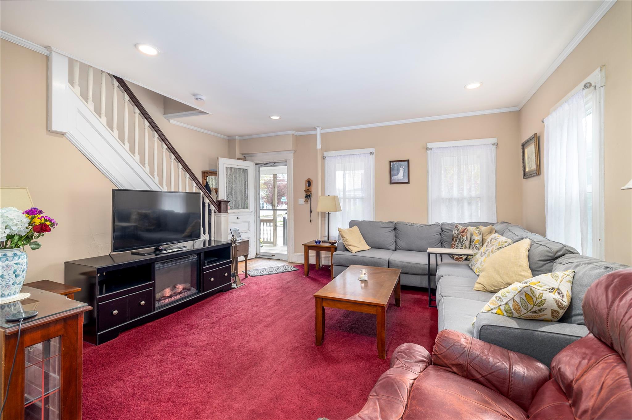 23 Plainfield Avenue, East Rockaway, New York image 12