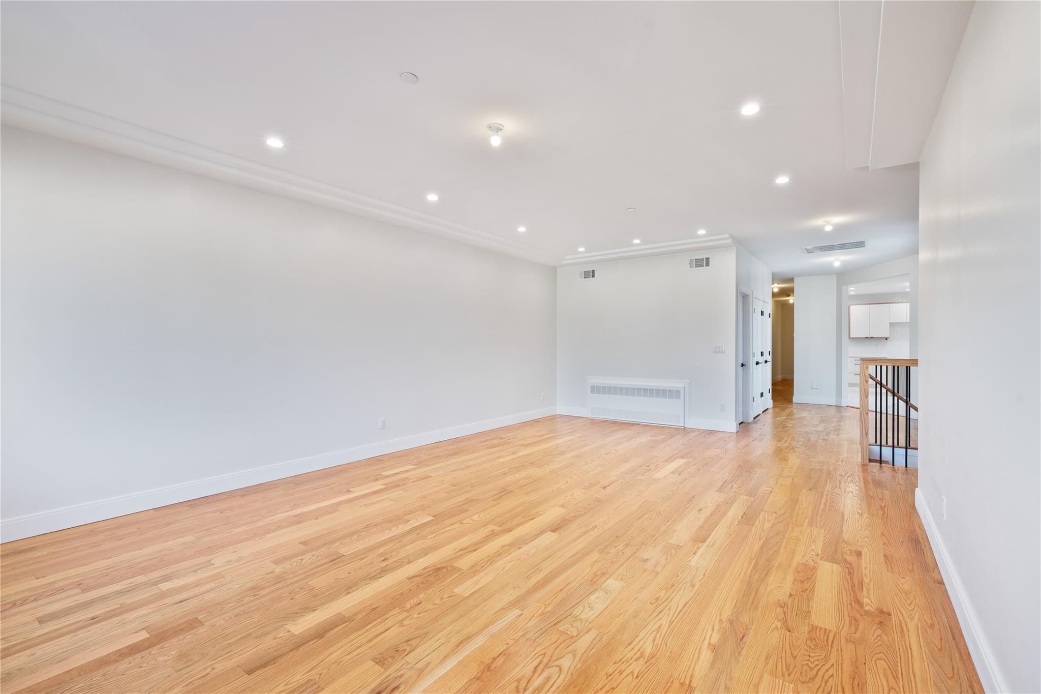 19 Rita Avenue #301