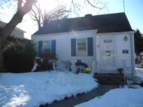 51 Clyde Street New Hyde Park NY 11040
