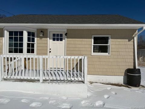 Photo of 17 Bayport Road, Mastic Beach, NY 11951 (MLS # 960432)