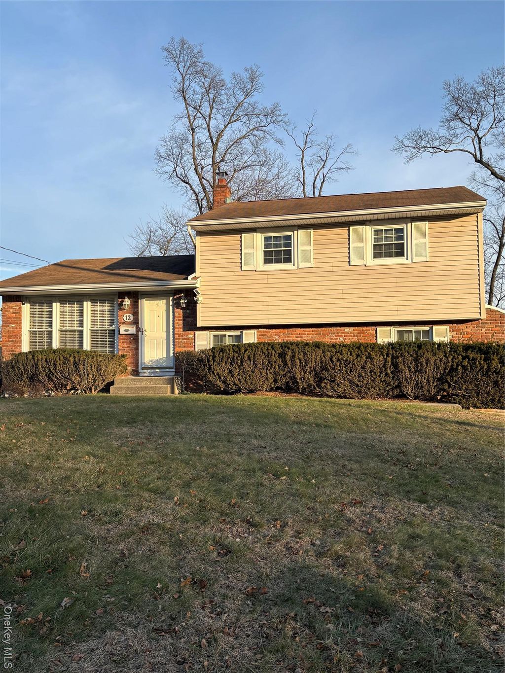 Photo of 12 Stratford Place, New City, NY 10956 (MLS # 945935)