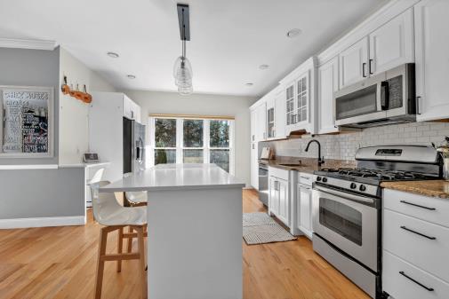 7 Revere Road, Port Washington, New York image 9