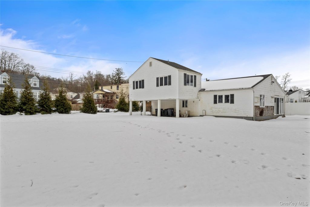 Photo of 9 Babbitt Court, Elmsford, NY 10523 (MLS # 968888)