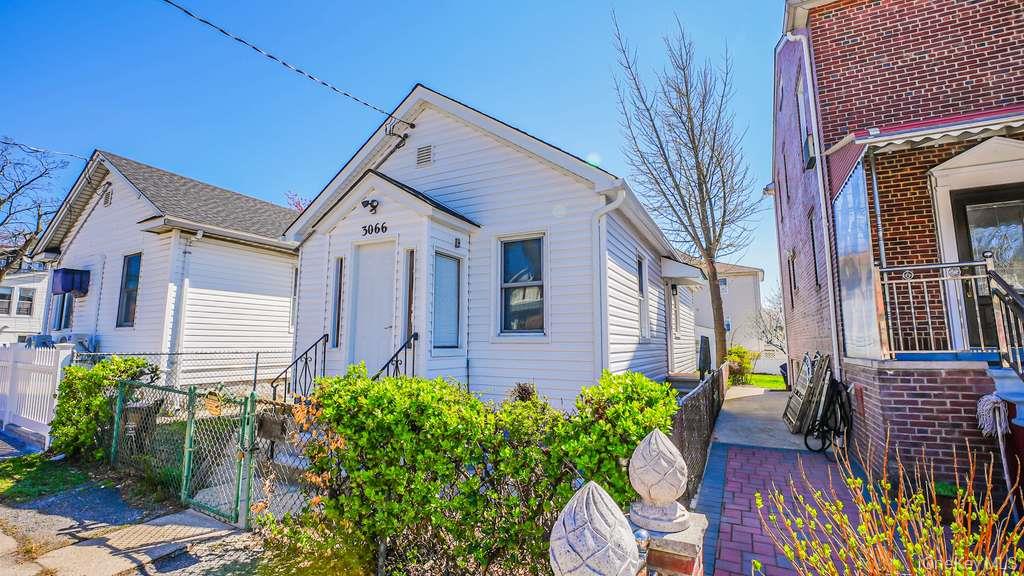 3066 Coddington Avenue