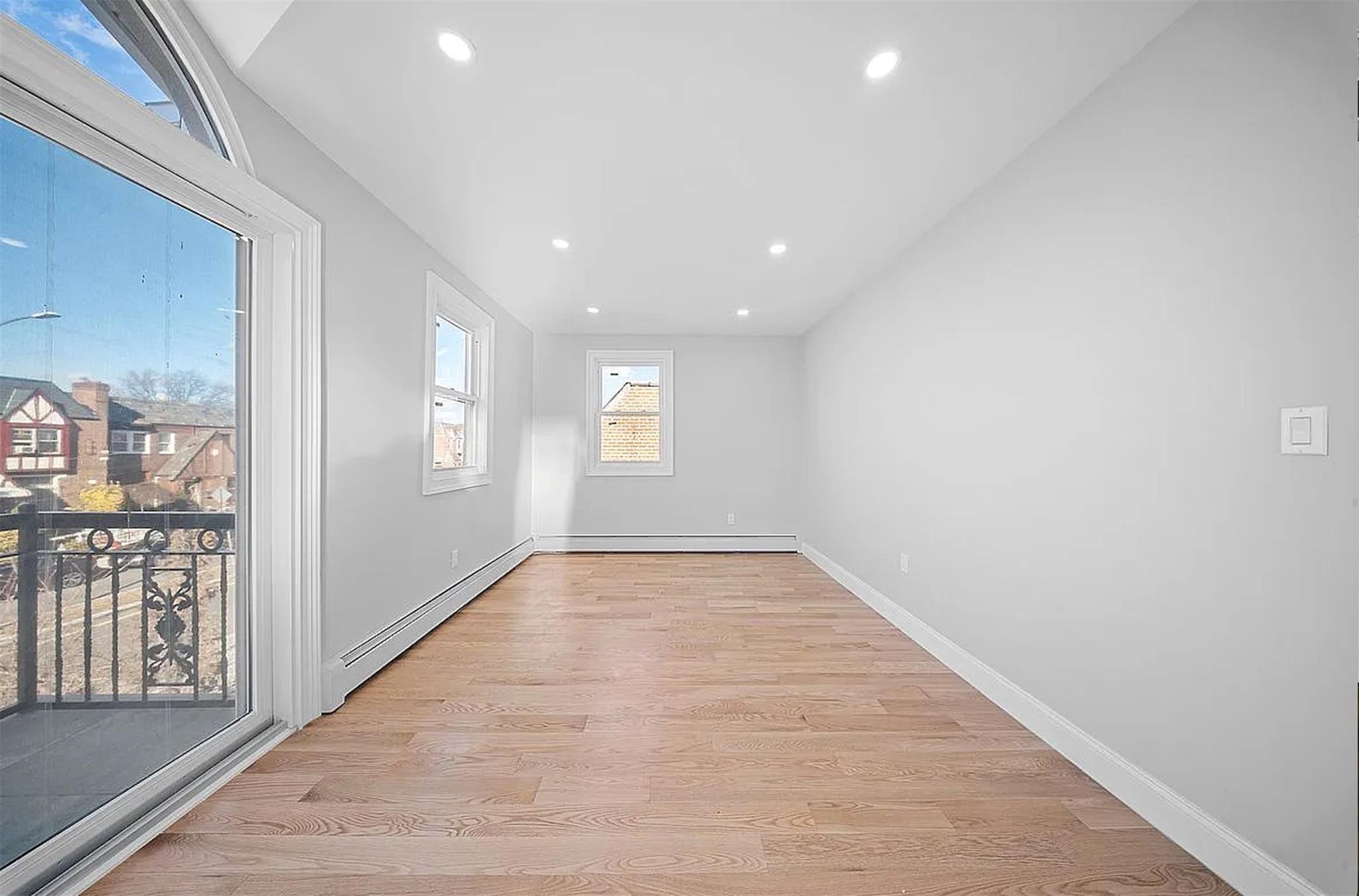 Rental Property at Foch Boulevard 2, Jamaica, Queens, NY - Bedrooms: 3 
Bathrooms: 1 
Rooms: 5  - $3,650 MO.