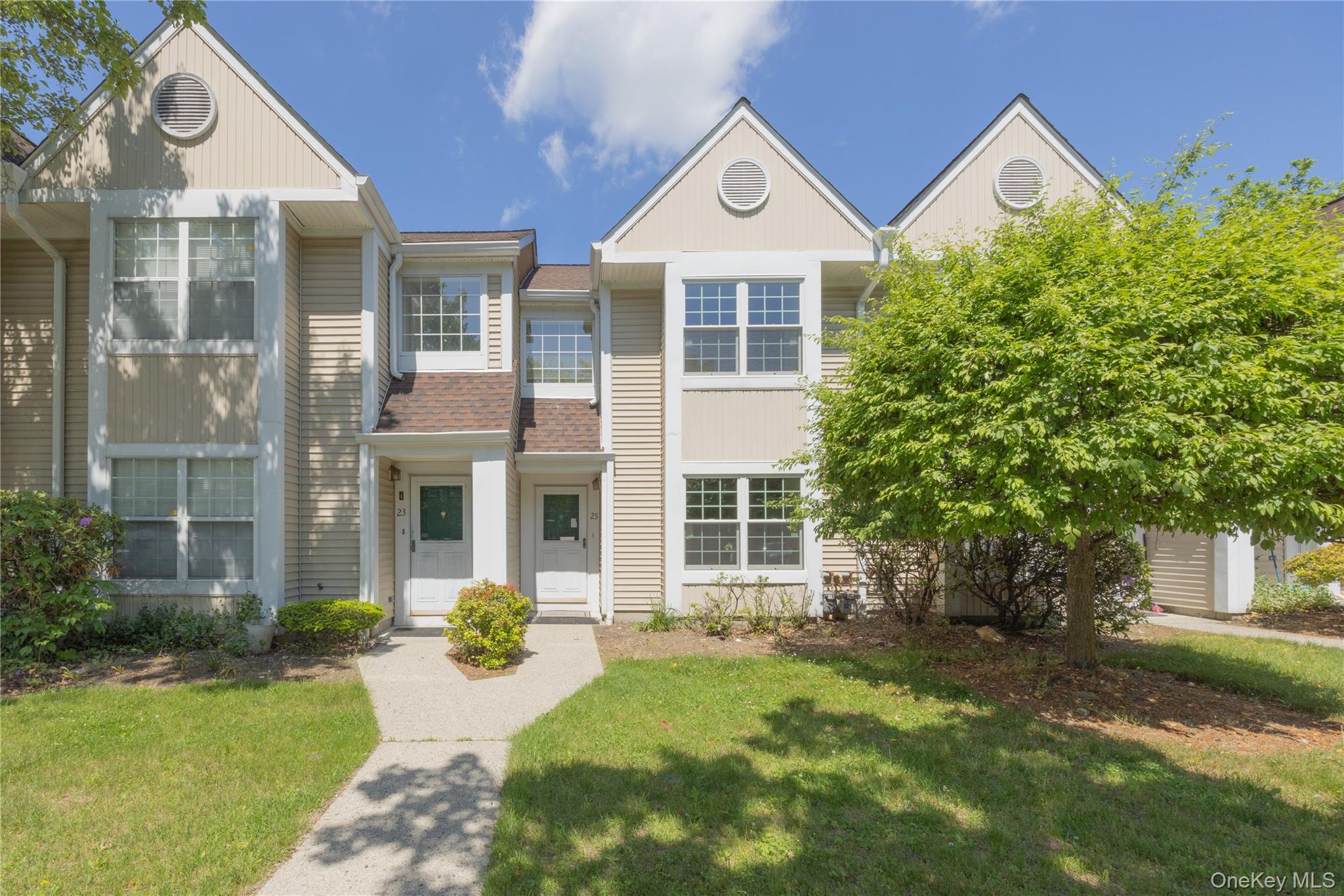 27 Creekside Circle