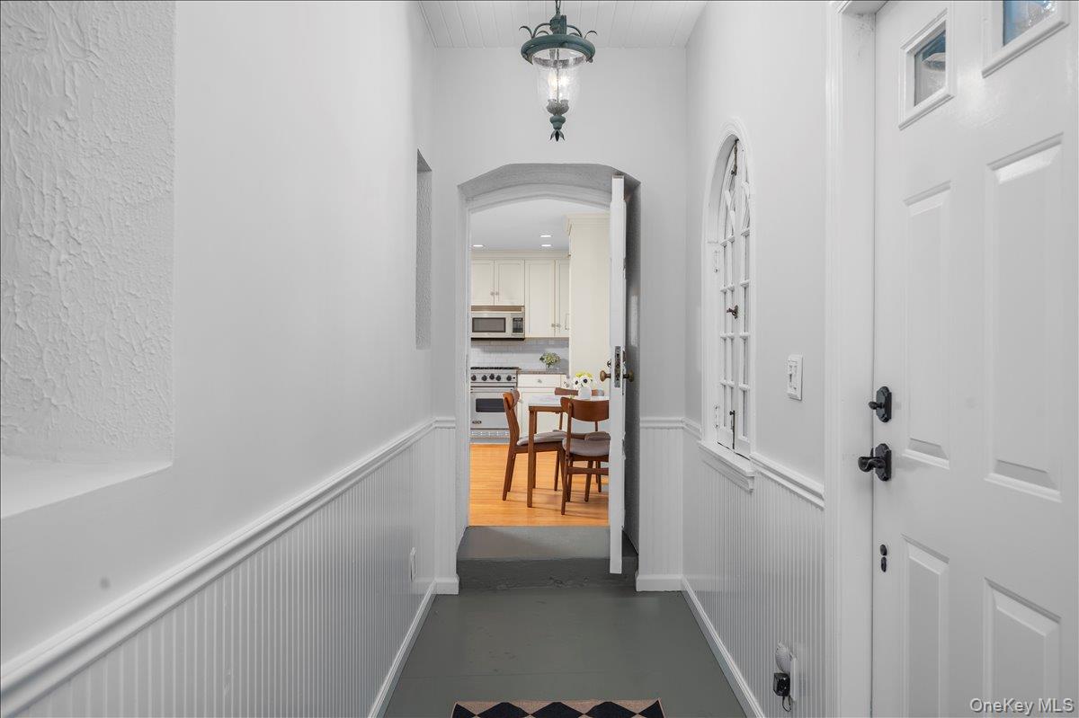 14 N Chatsworth Avenue 1A