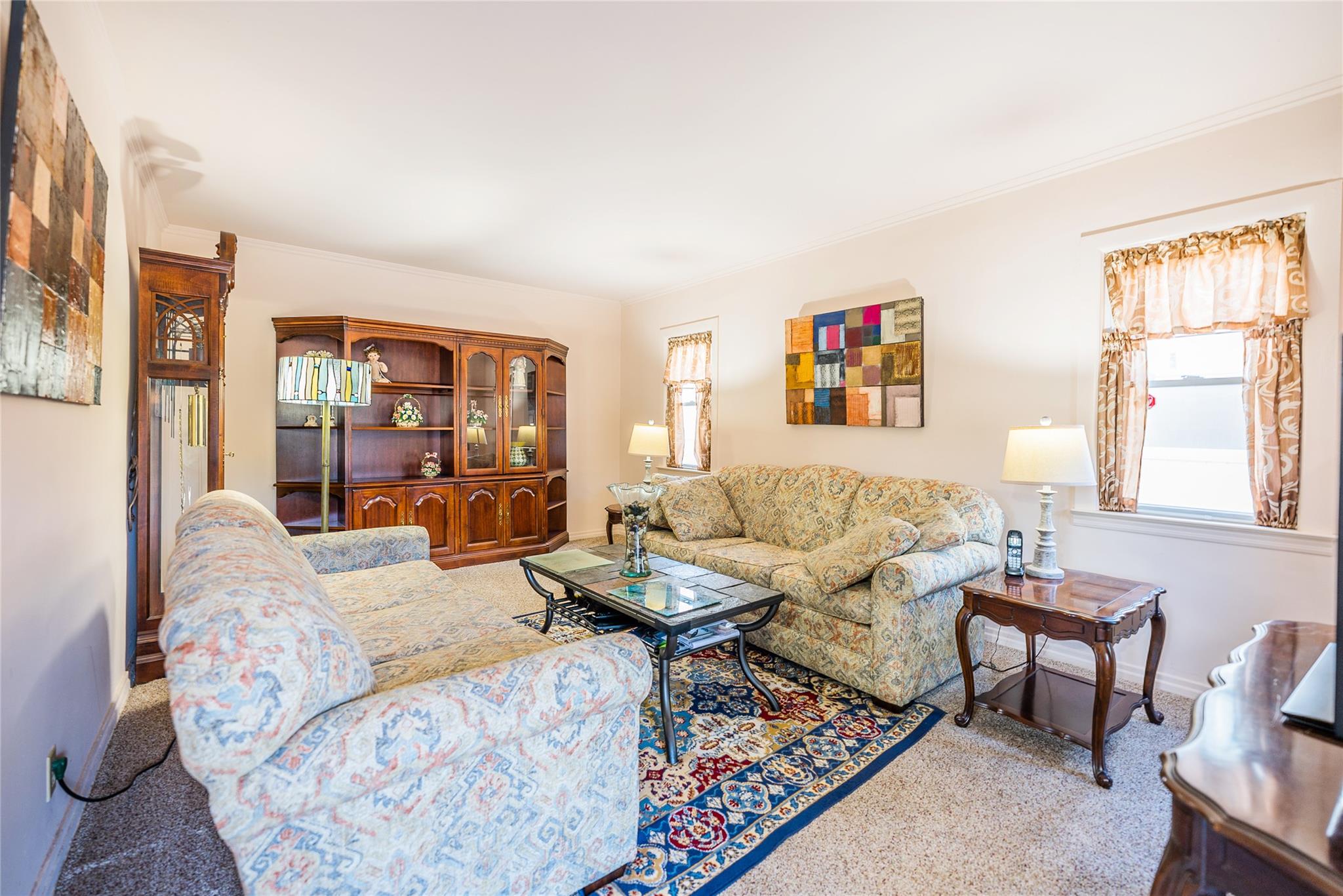 171-40 Pidgeon Meadow Road, Flushing, New York image 3