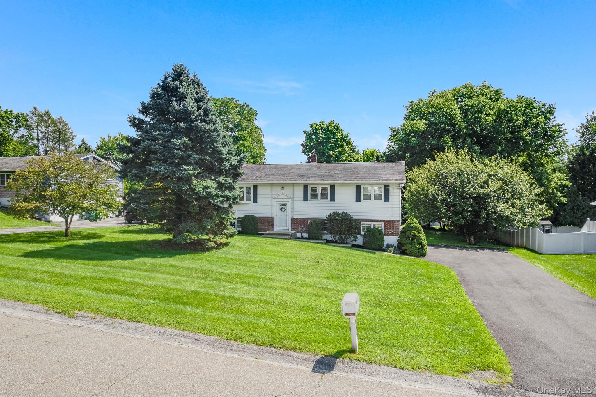 103 Edgehill Drive