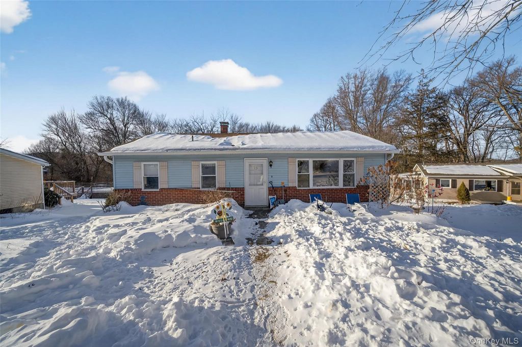 Photo of 13 Herbst Drive, Monroe, NY 10950 (MLS # 960780)