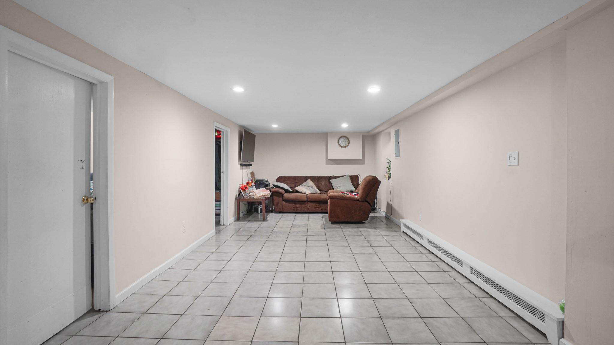 237 Windsor Parkway, Hempstead, New York image 19