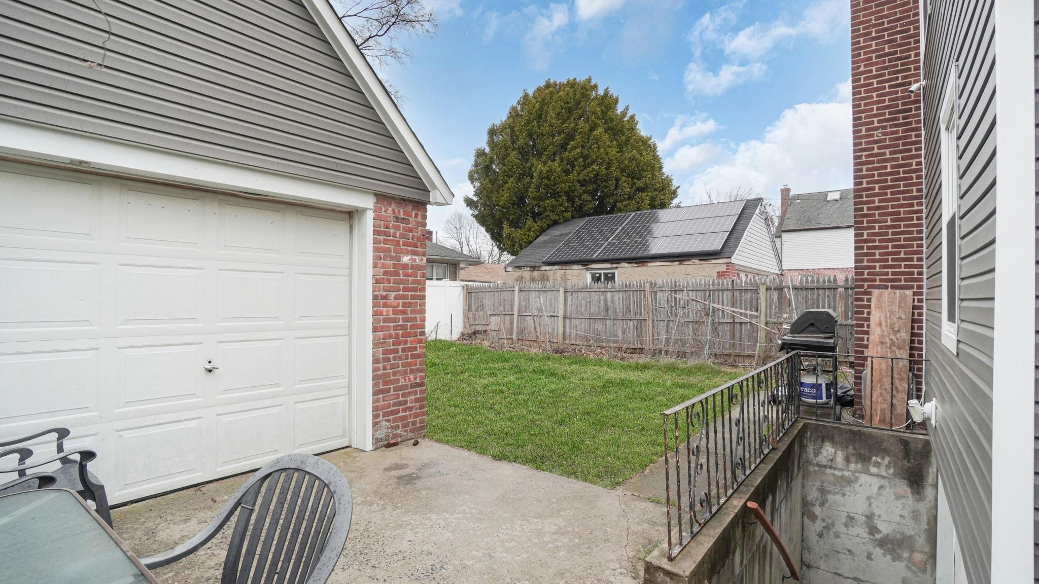 237 Windsor Parkway, Hempstead, New York image 3