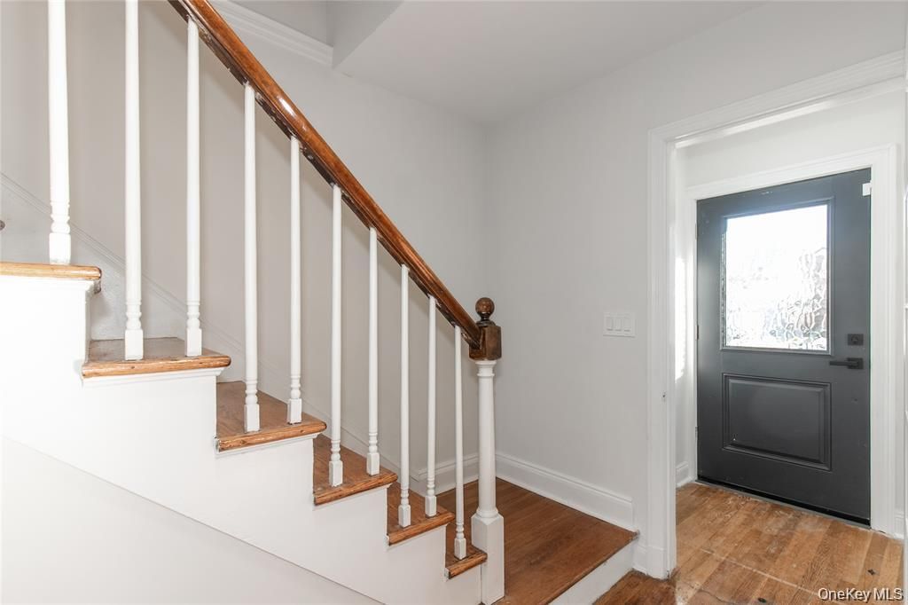 Photo of 25105 51st Avenue, Little Neck, NY 11362 (MLS # 967870)