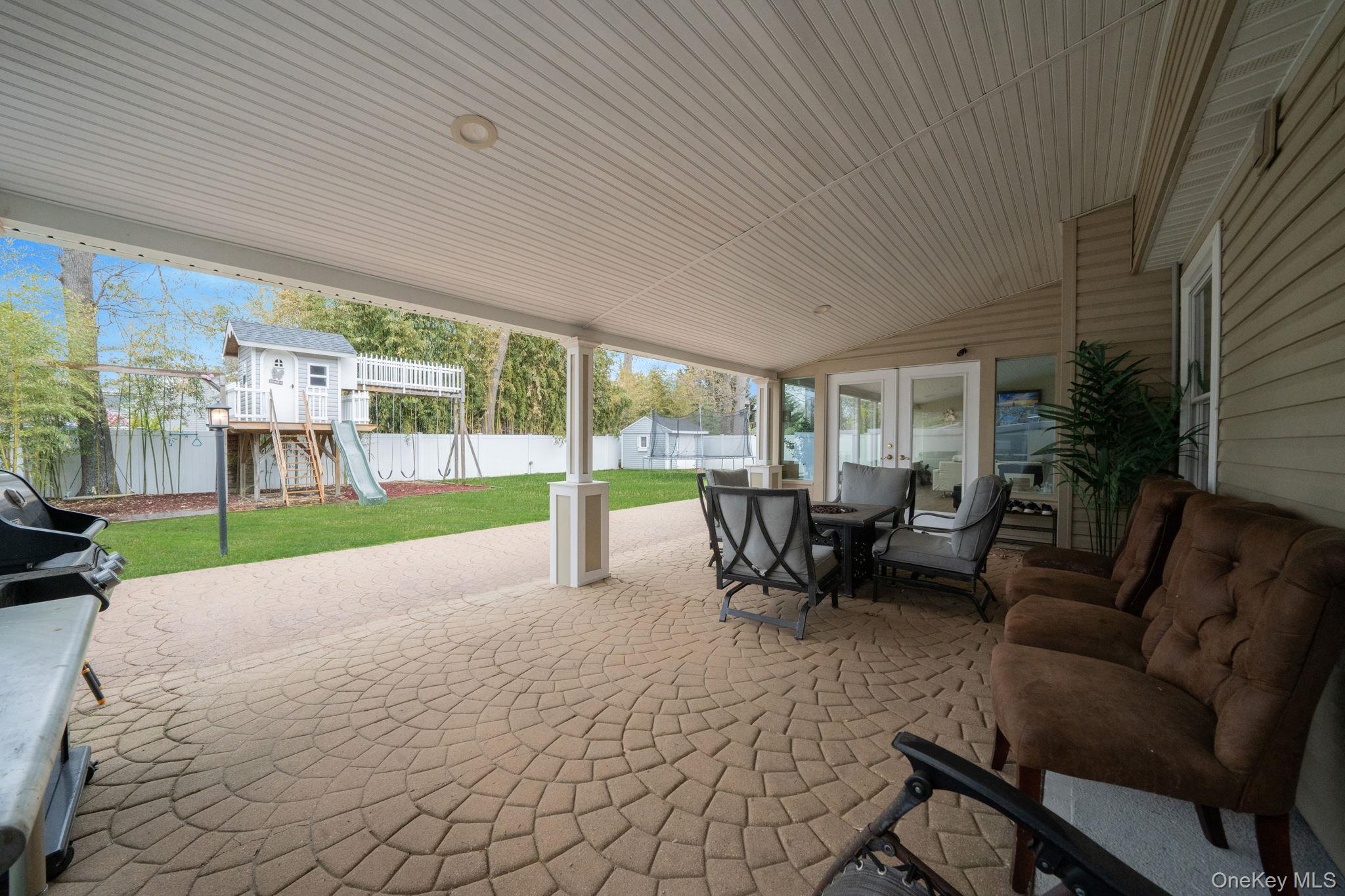 19 Ascot Place