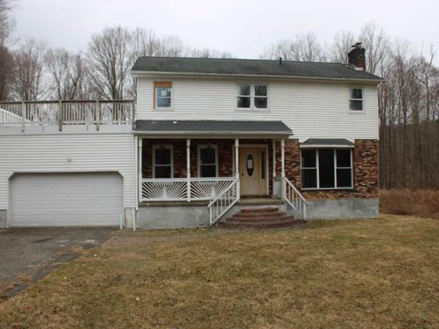 27 Nathan Hale Drive, Stormville, New York image 1