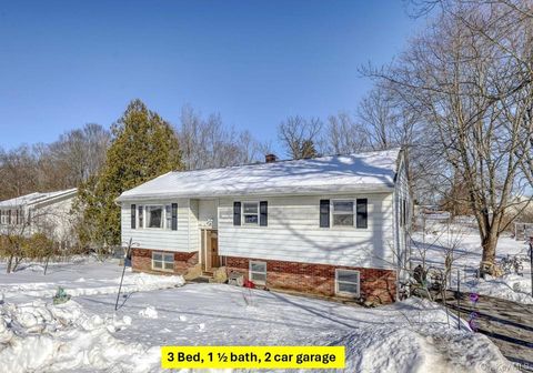 Homes For Sale - 10 Collier Drive<br/> Putnam County, Carmel, NY 10512