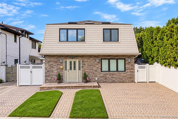 3312 211TH ST, BAYSIDE, NY 11361 - Image f6b2b1fb24d0c36c2aac139250c2d7c3/136466434