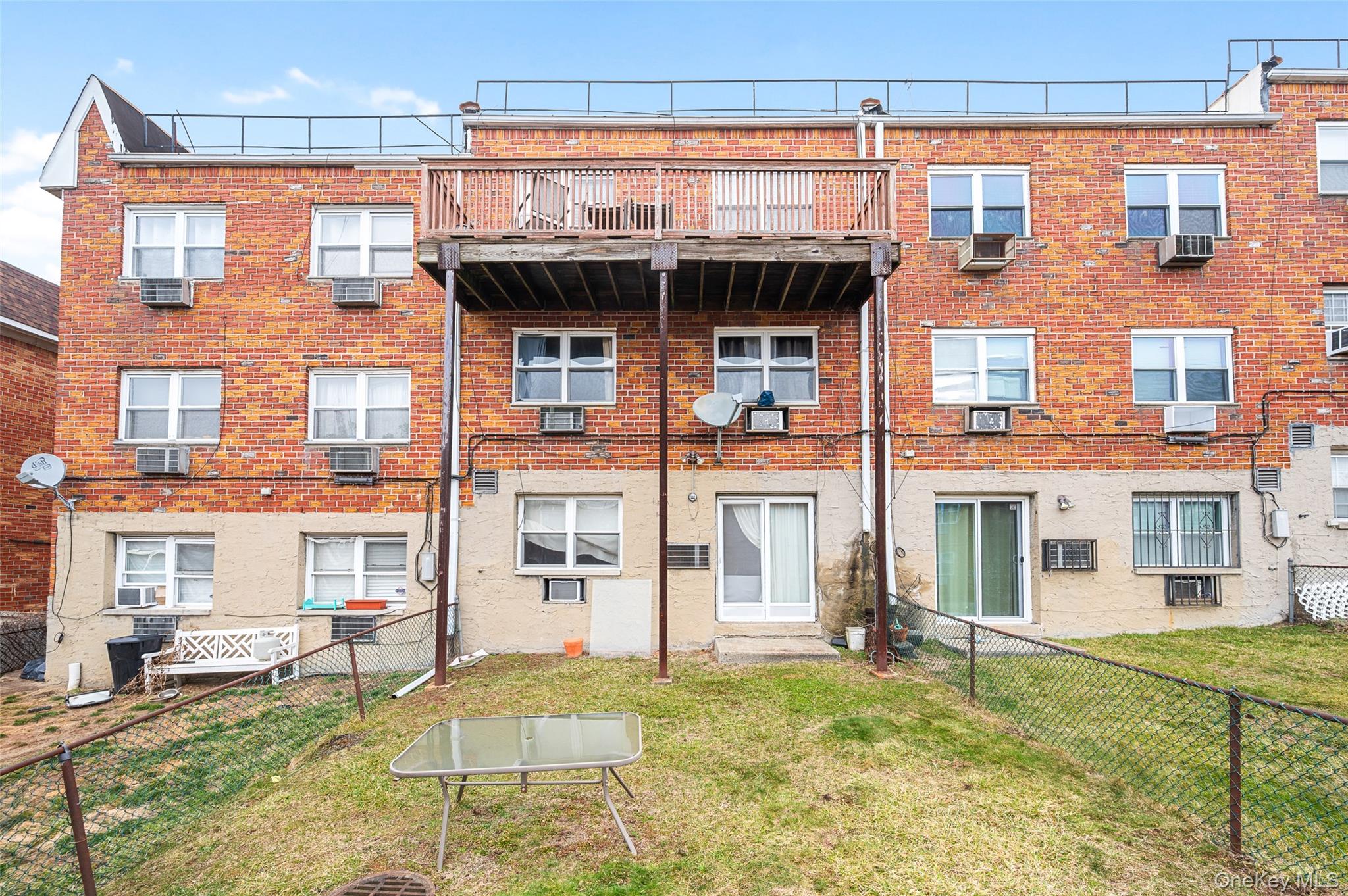 56-18 Cloverdale Boulevard