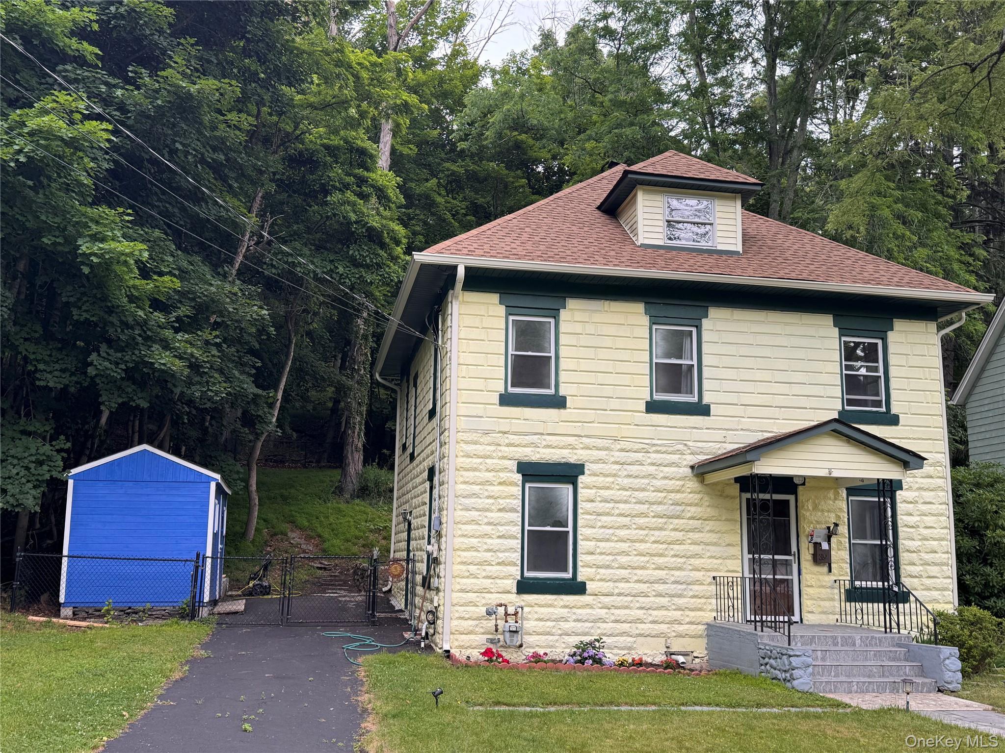 39 Reservoir Avenue