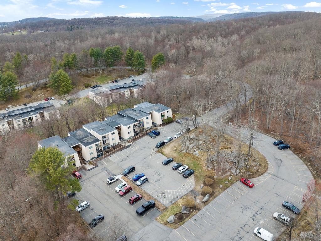 629 Fox Run Lane, Carmel, New York image 5