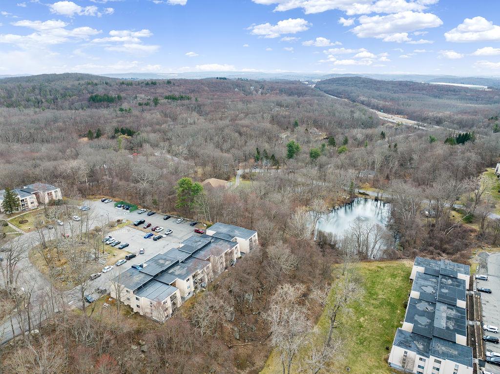 629 Fox Run Lane, Carmel, New York image 27