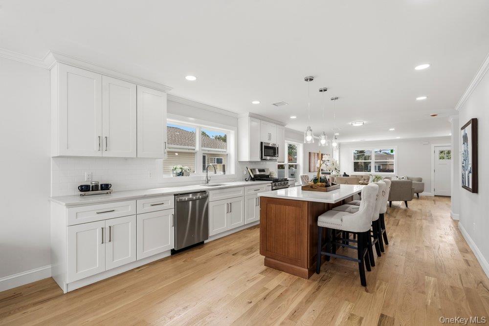 710 Franklin Avenue