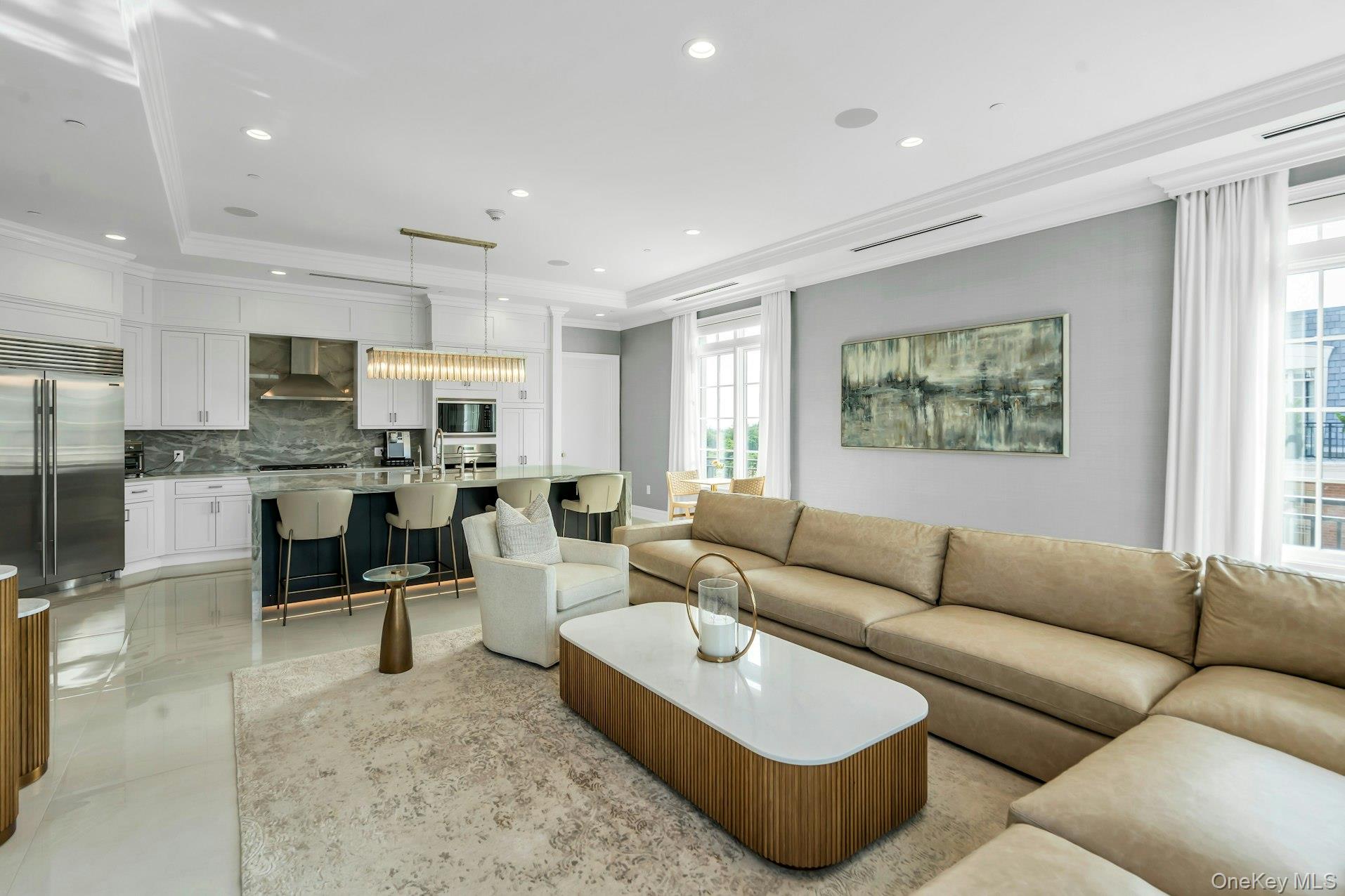 3000 Royal Court 3306 PH