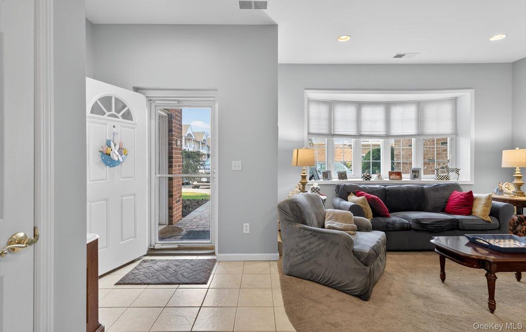 Photo of 105 Francesca Way #105, Amityville, NY 11701 (MLS # 980413)