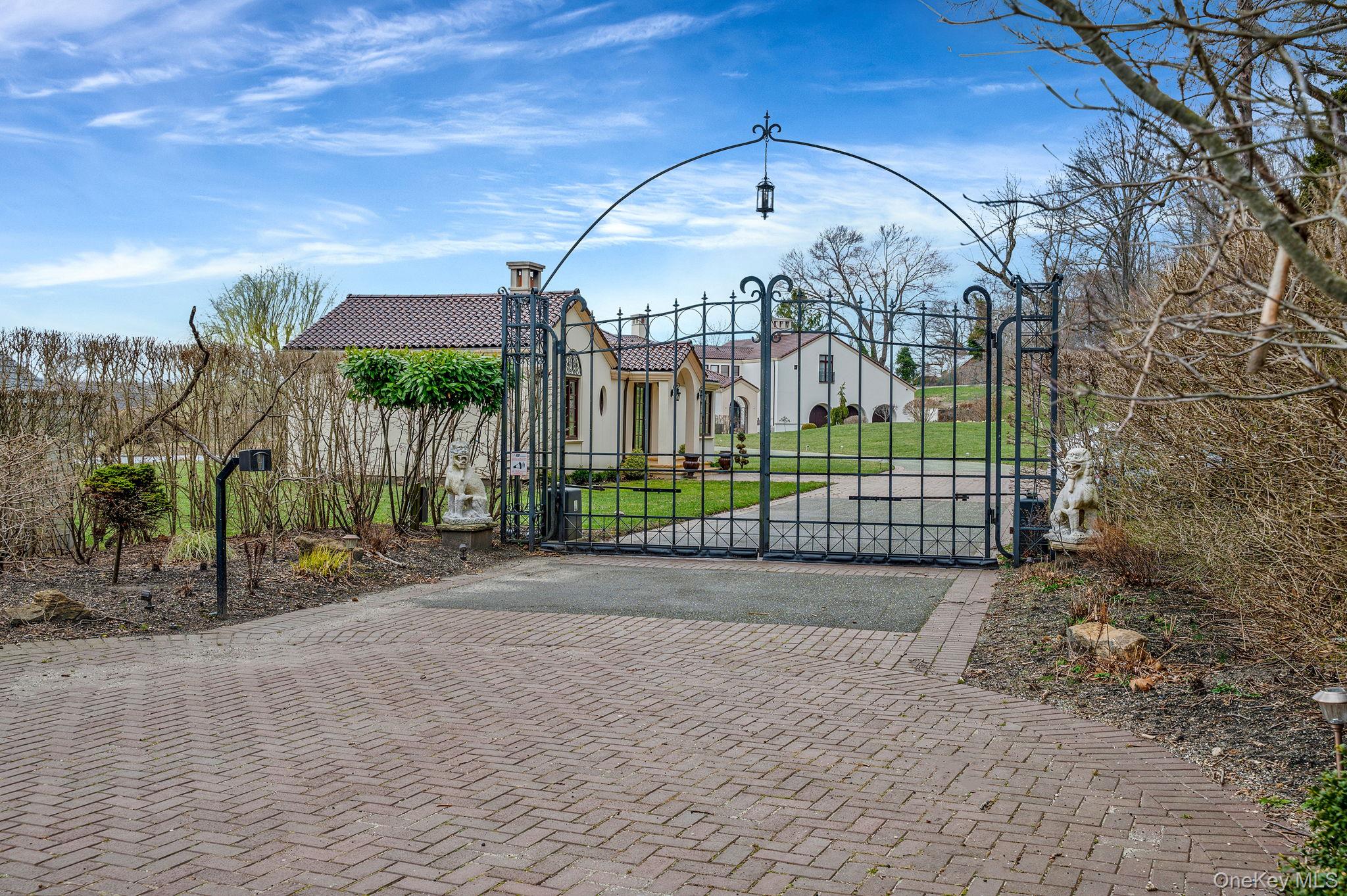 717 Short Beach Road