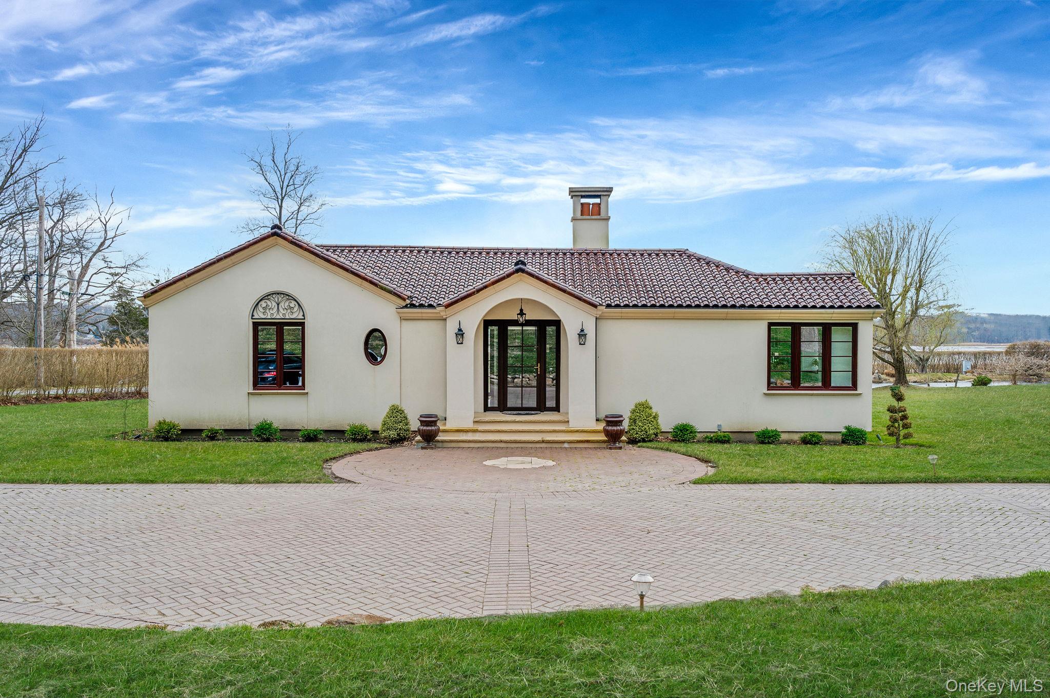 717 Short Beach Road