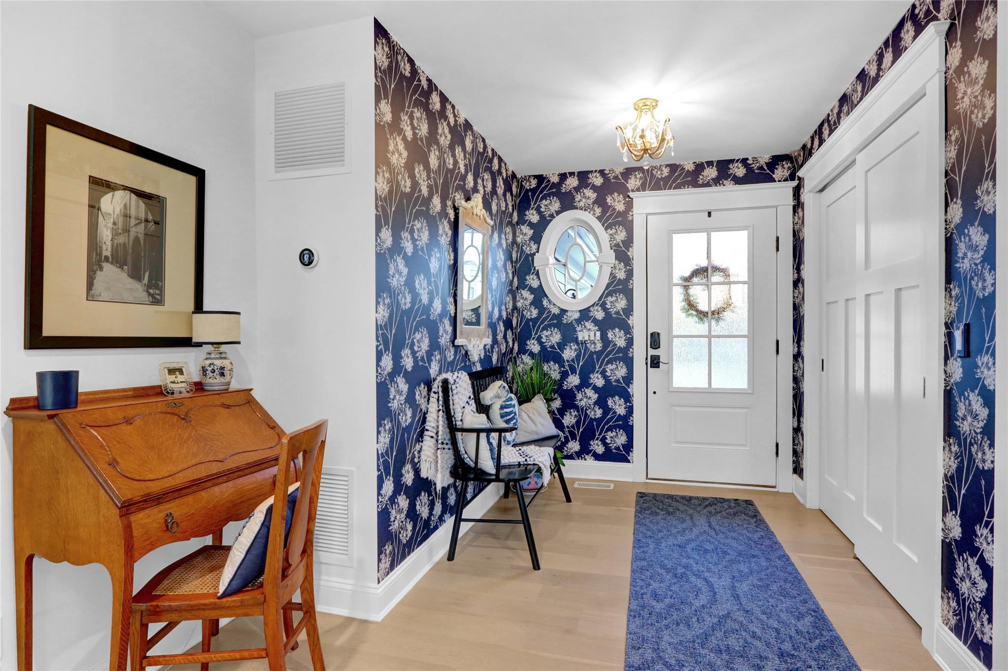 5 Argyle Drive, North Port, New York image 4