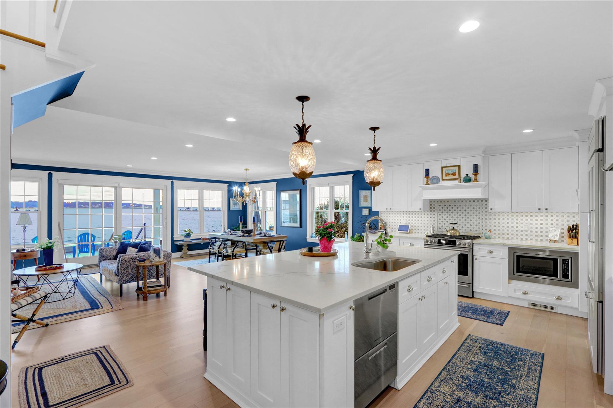 5 Argyle Drive, North Port, New York image 6