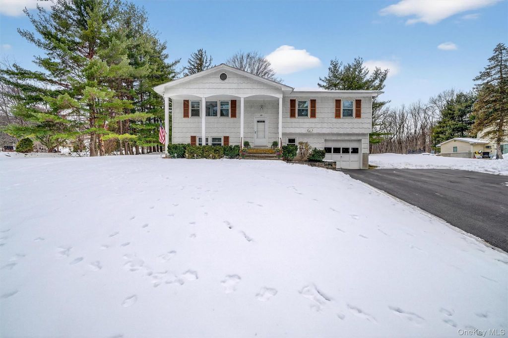 Photo of 32 Franck Road, Stony Point, NY 10980 (MLS # 949446)