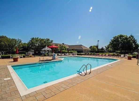 52 Summerfield Drive, Holtsville, New York image 27