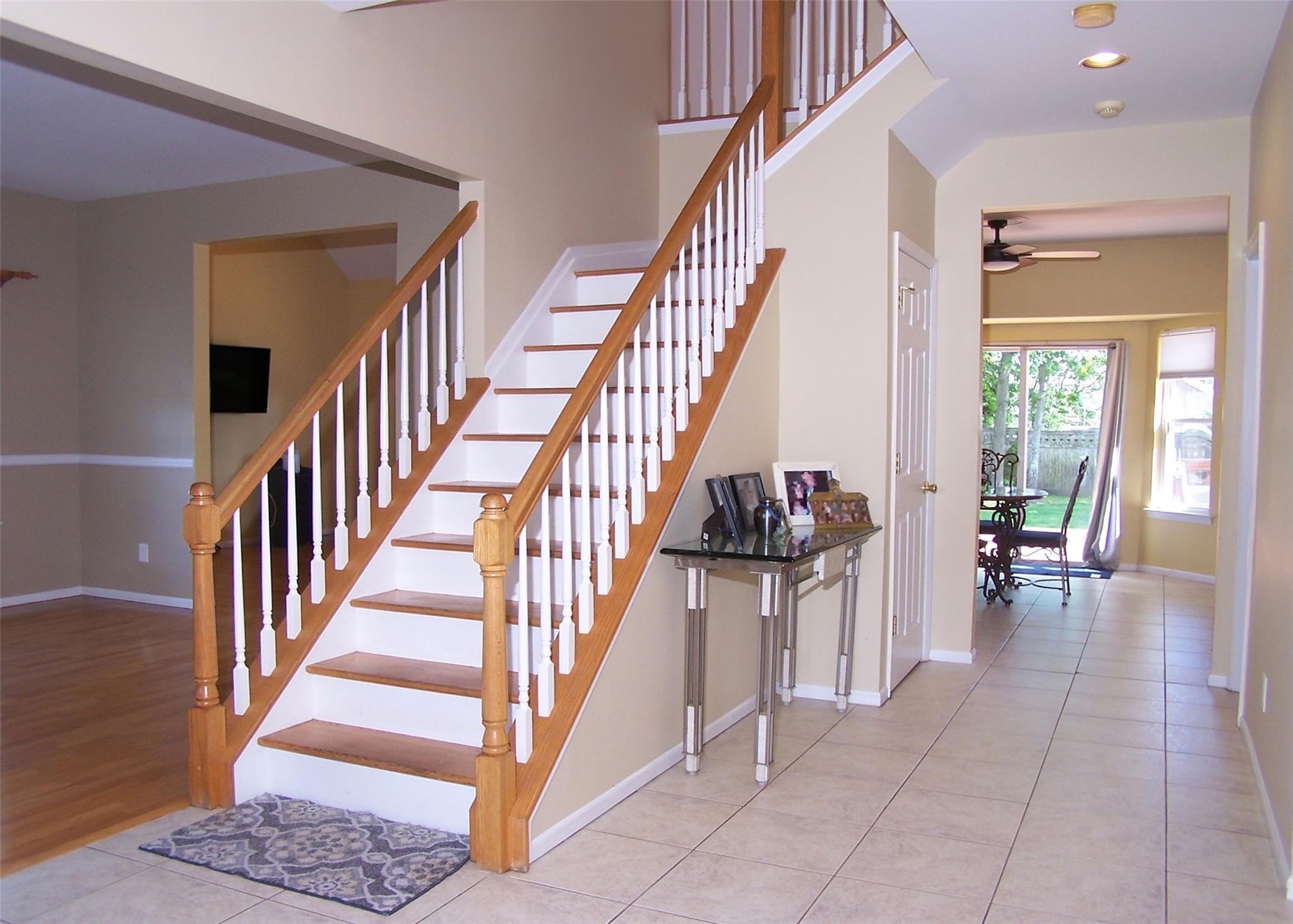 52 Summerfield Drive, Holtsville, New York image 4