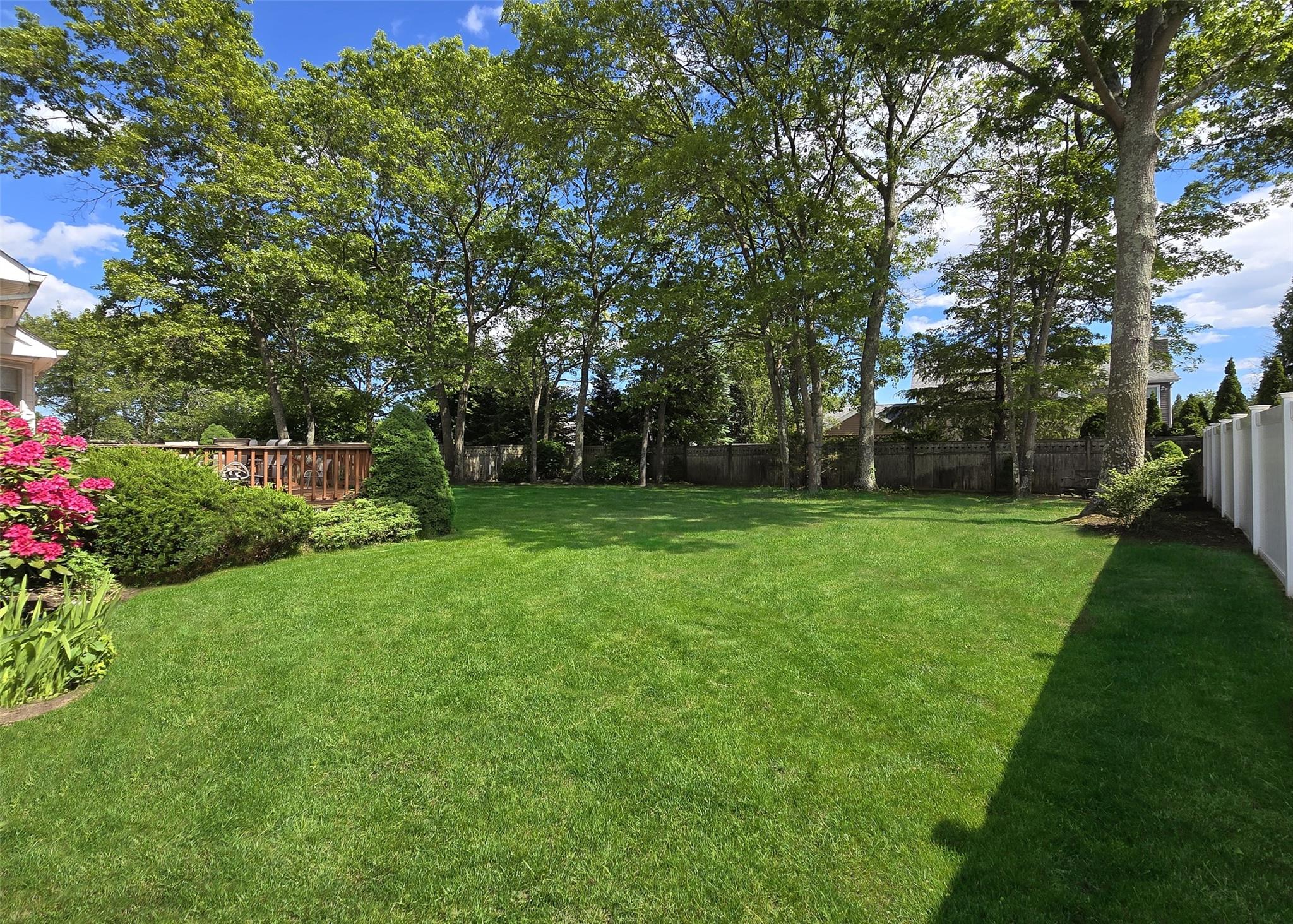 52 Summerfield Drive, Holtsville, New York image 29