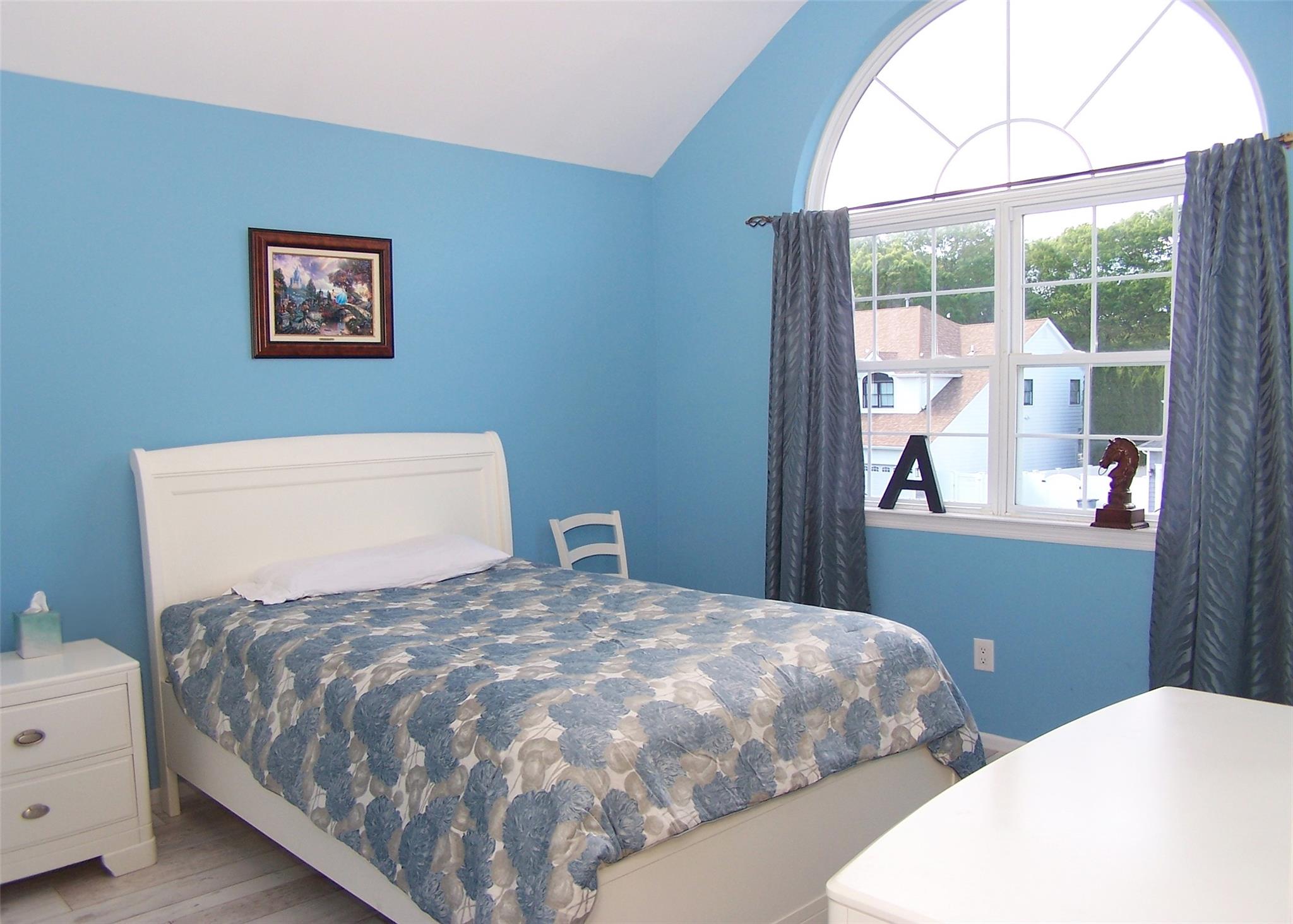 52 Summerfield Drive, Holtsville, New York image 17