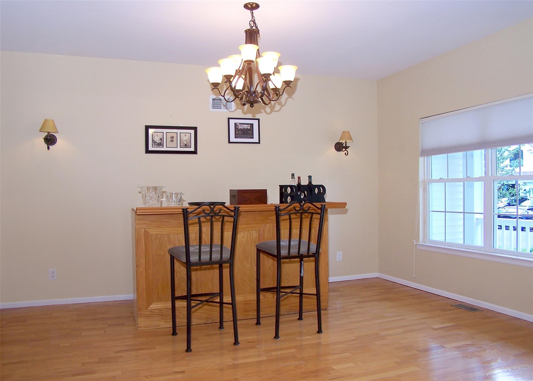 52 Summerfield Drive, Holtsville, New York image 7