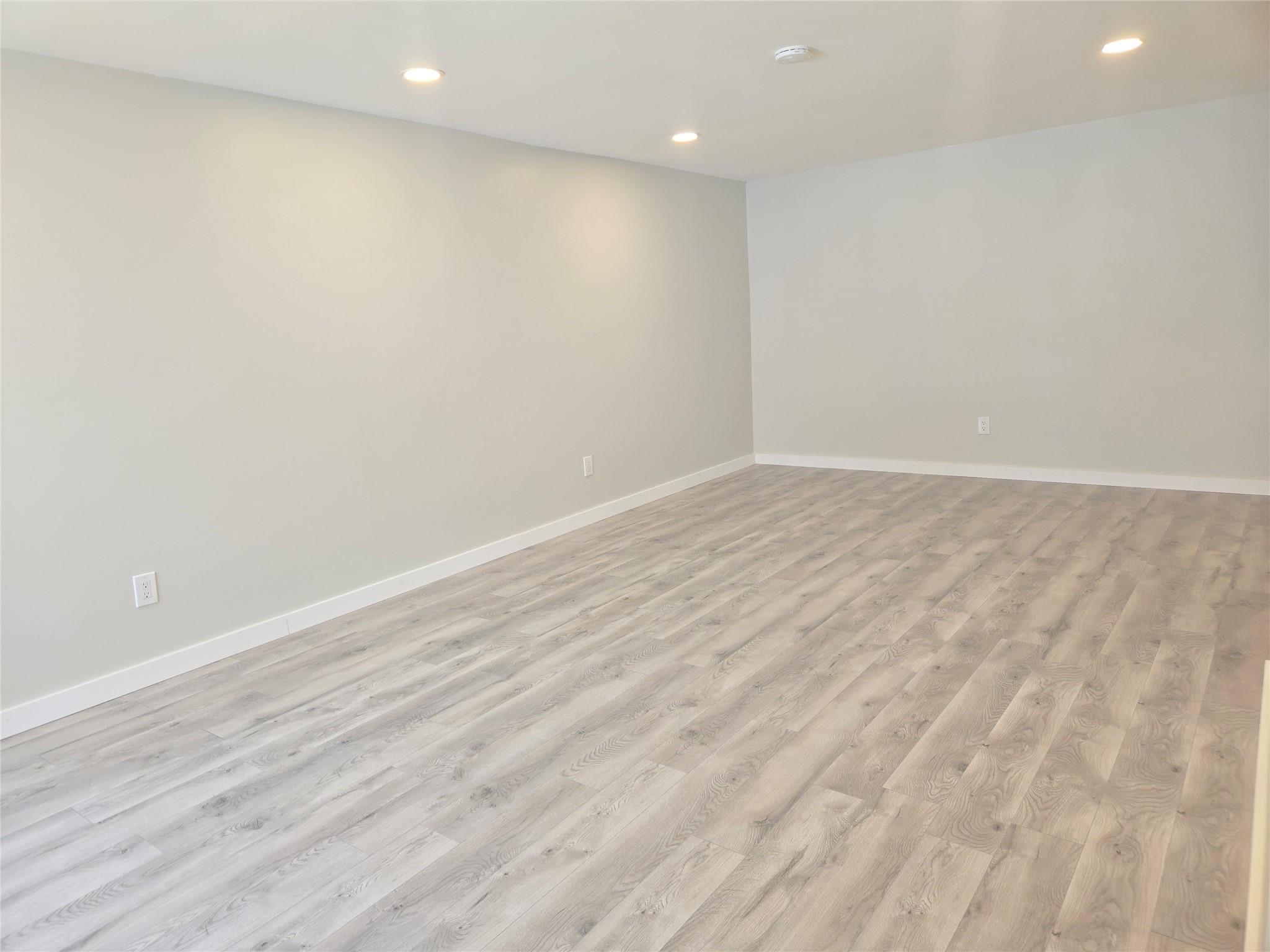 355 Birchwood Road, Medford, New York image 5