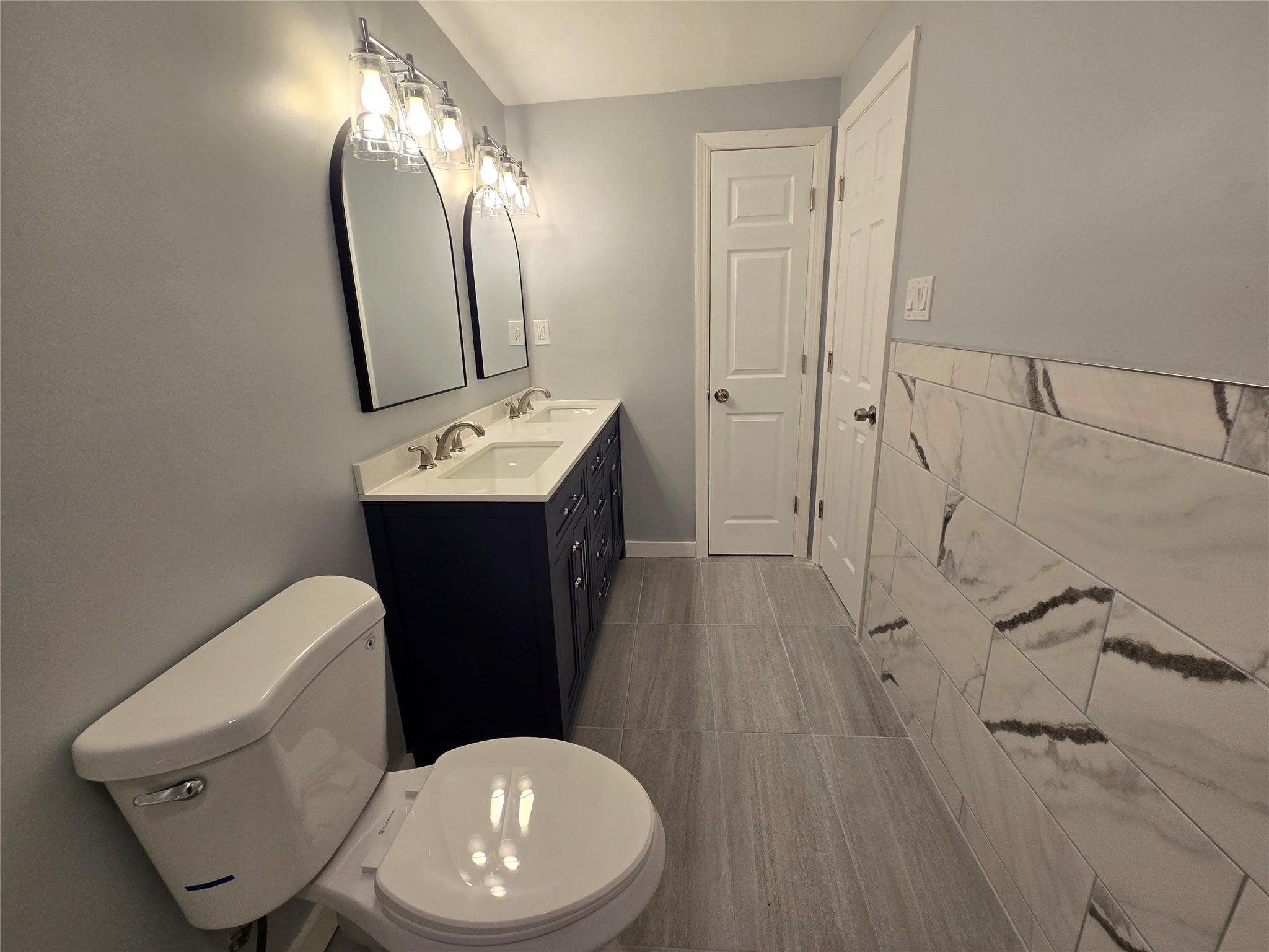 355 Birchwood Road, Medford, New York image 19
