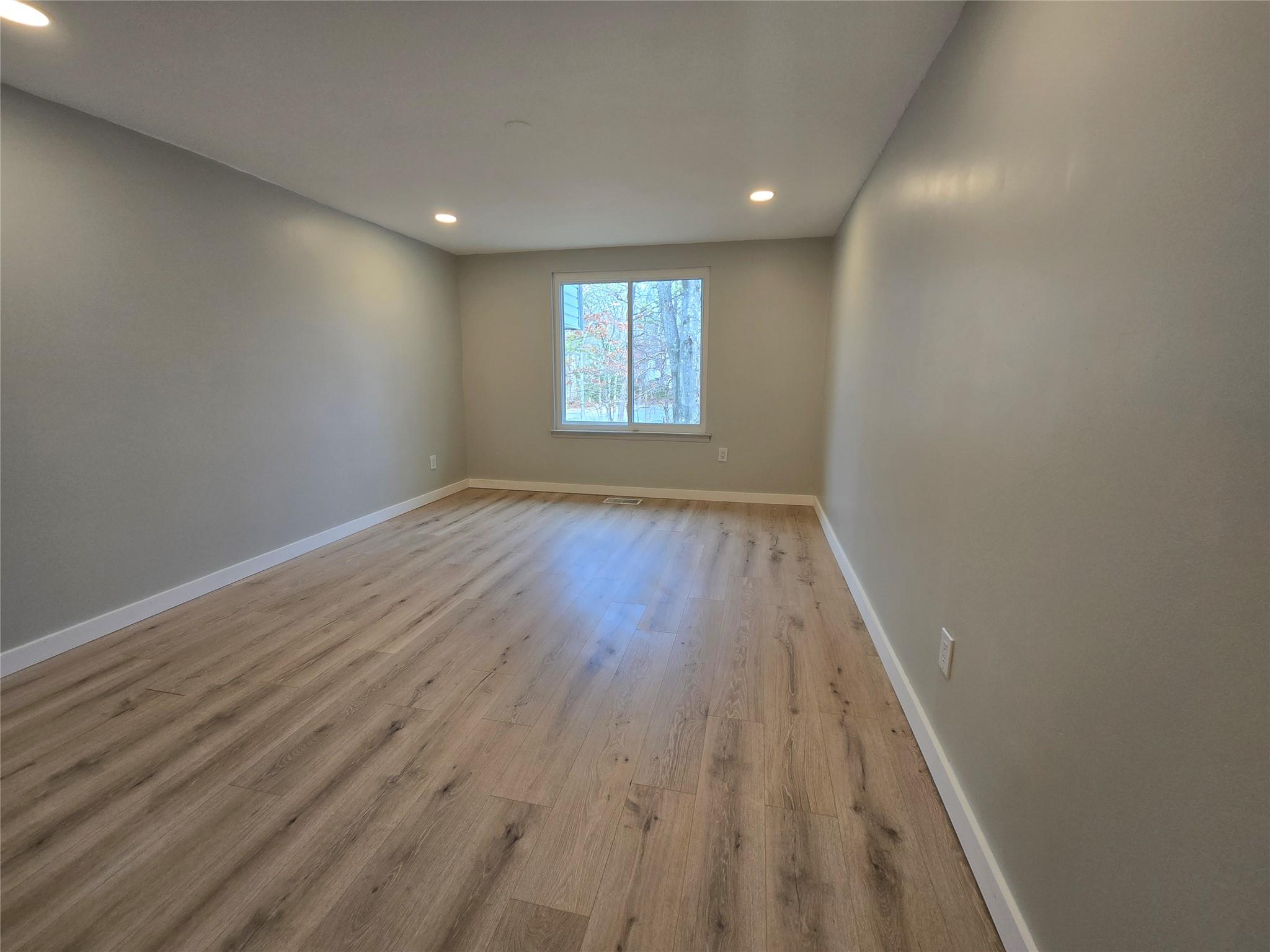 355 Birchwood Road, Medford, New York image 22