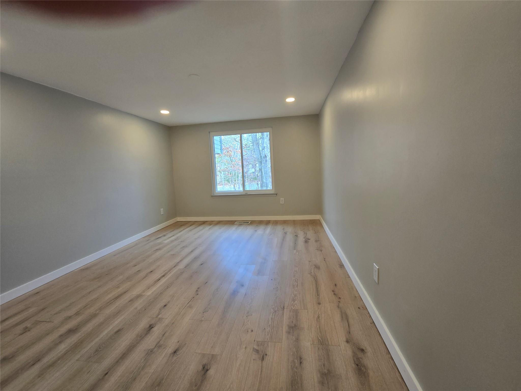355 Birchwood Road, Medford, New York image 20