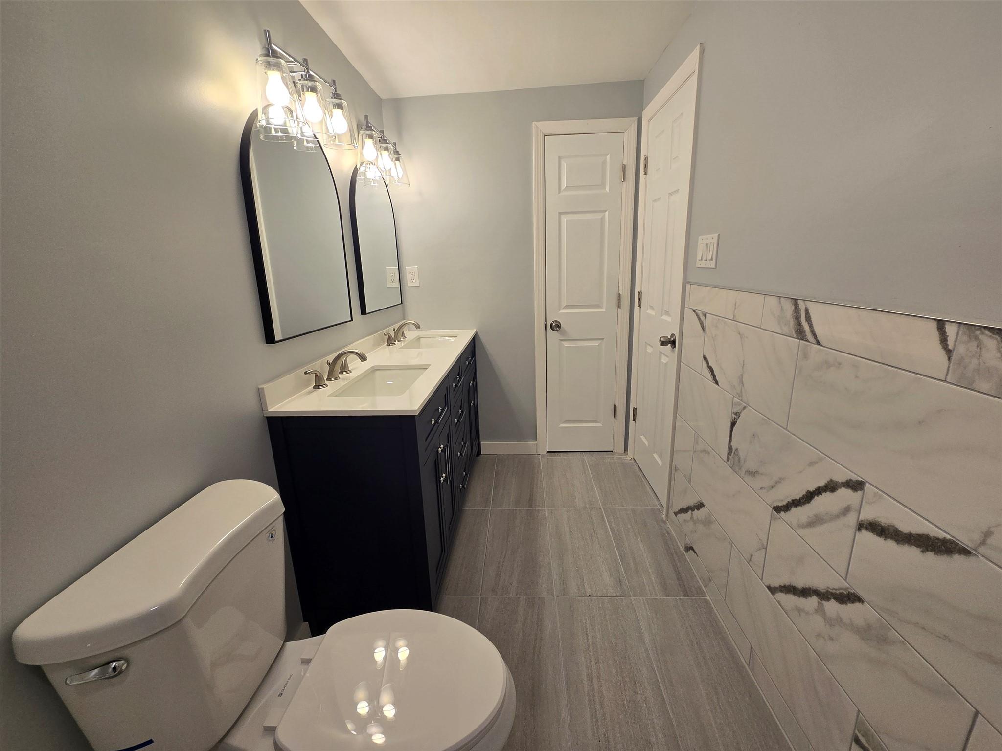 355 Birchwood Road, Medford, New York image 18