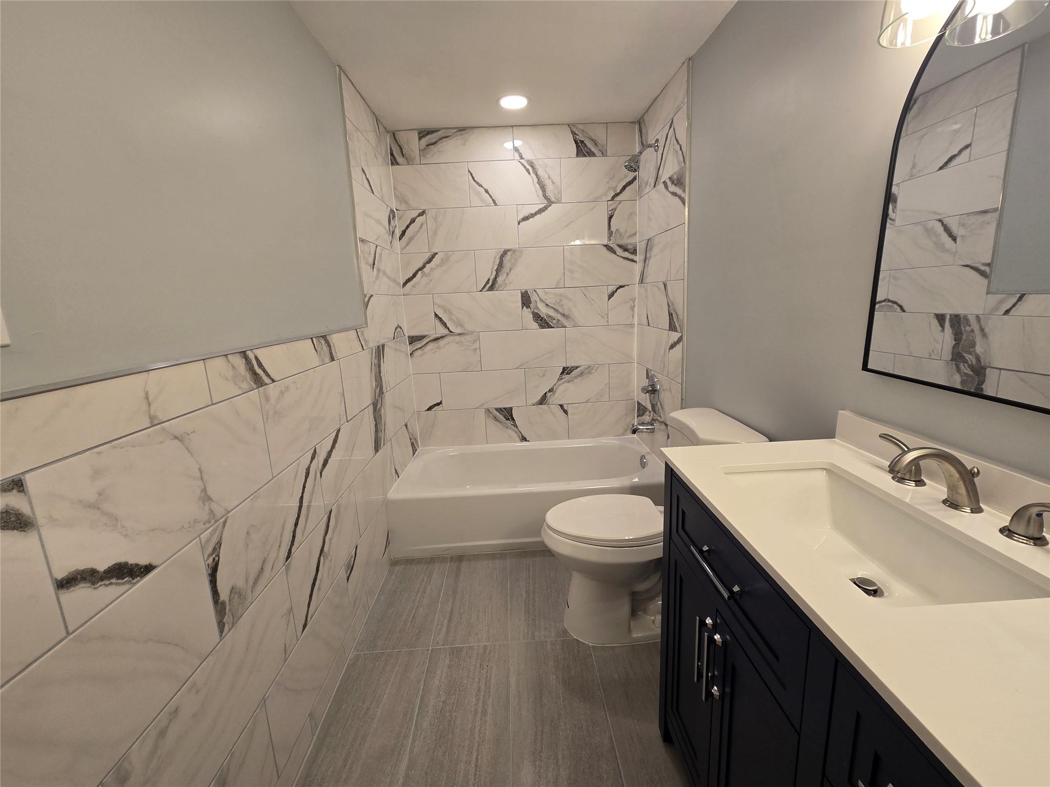 355 Birchwood Road, Medford, New York image 17