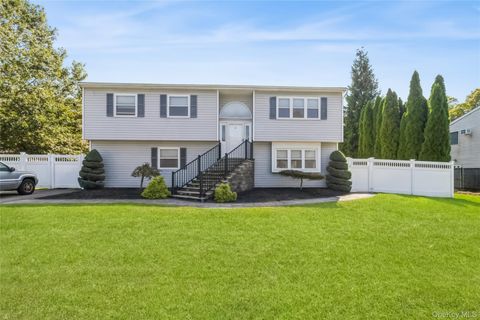 Photo of 4 Monarch Avenue, Selden, NY 11784 (MLS # 919795)