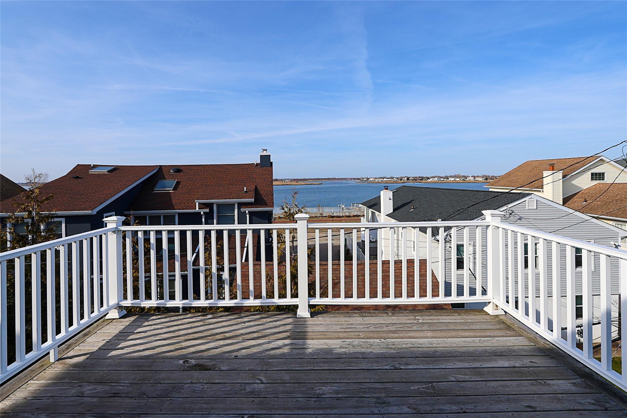 255 W Pine Street, Long Beach, New York image 39